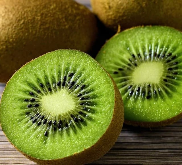 Kiwi Fruit Plant (Grafted)