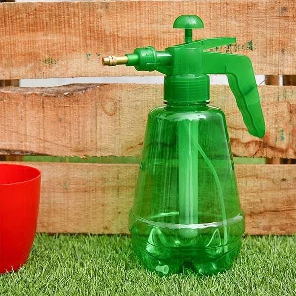 Plants Villa - Gardening Pressure Sprayer 1.5 Ltr Gardeninging Tool